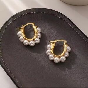 ✨ Gold Pearl Hoop Earrings – Elegant & Modern Statement ✨